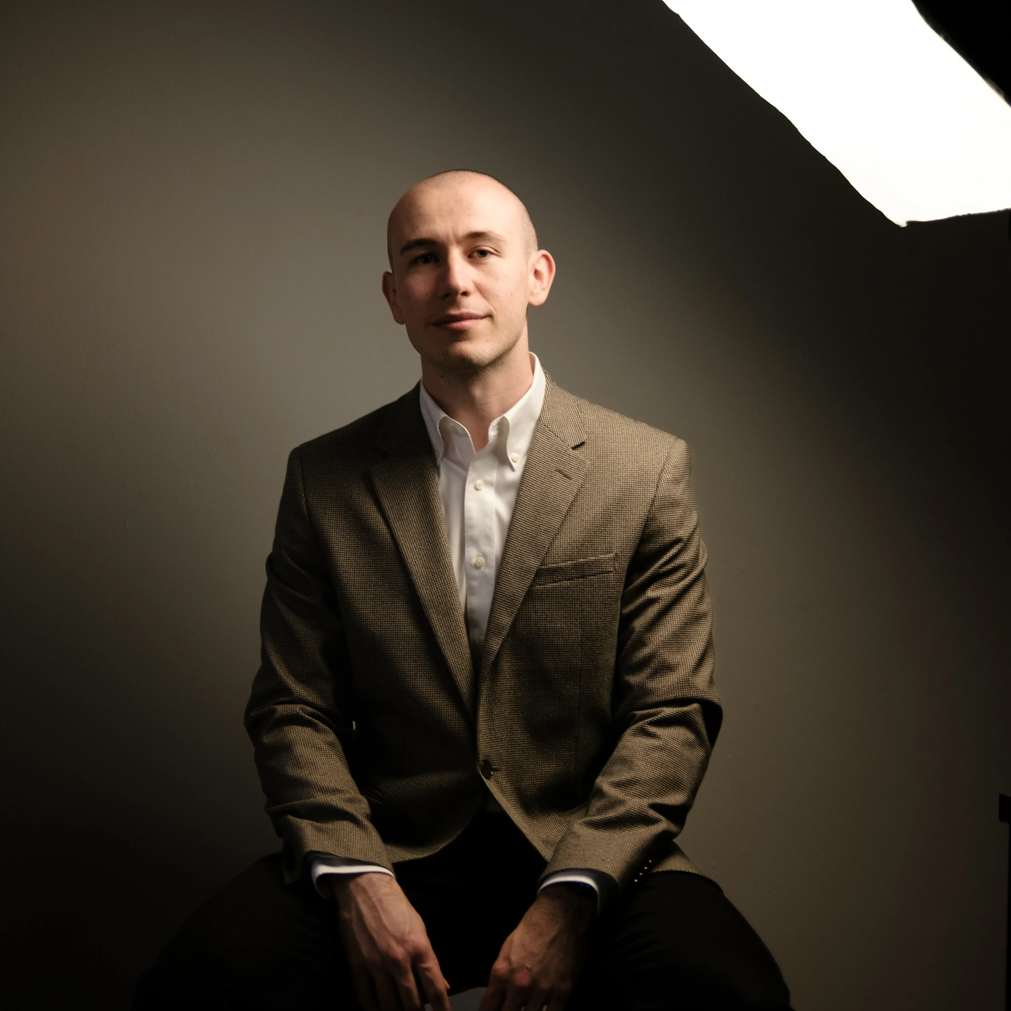 Porträt Jannik Theiss, Mentalist und Zauberkünstler